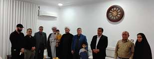 دیدار مدیرکل بنیاد شهید بوشهر و مدیرکل ستاد اجرایی فرمان امام خمینی(ره) با چهار خانواده شهید جنگ اقتدار رمضان در شهرستان‌های دیر جم و کنگان 
