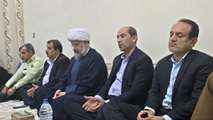 دیدار مدیر کل بنیاد شهید بوشهر و امام جمعه خورموج با خانواده شهید حسین بردستانی از شهدای حمله آمریکایی و صهیونیستی در شهر خورموج 